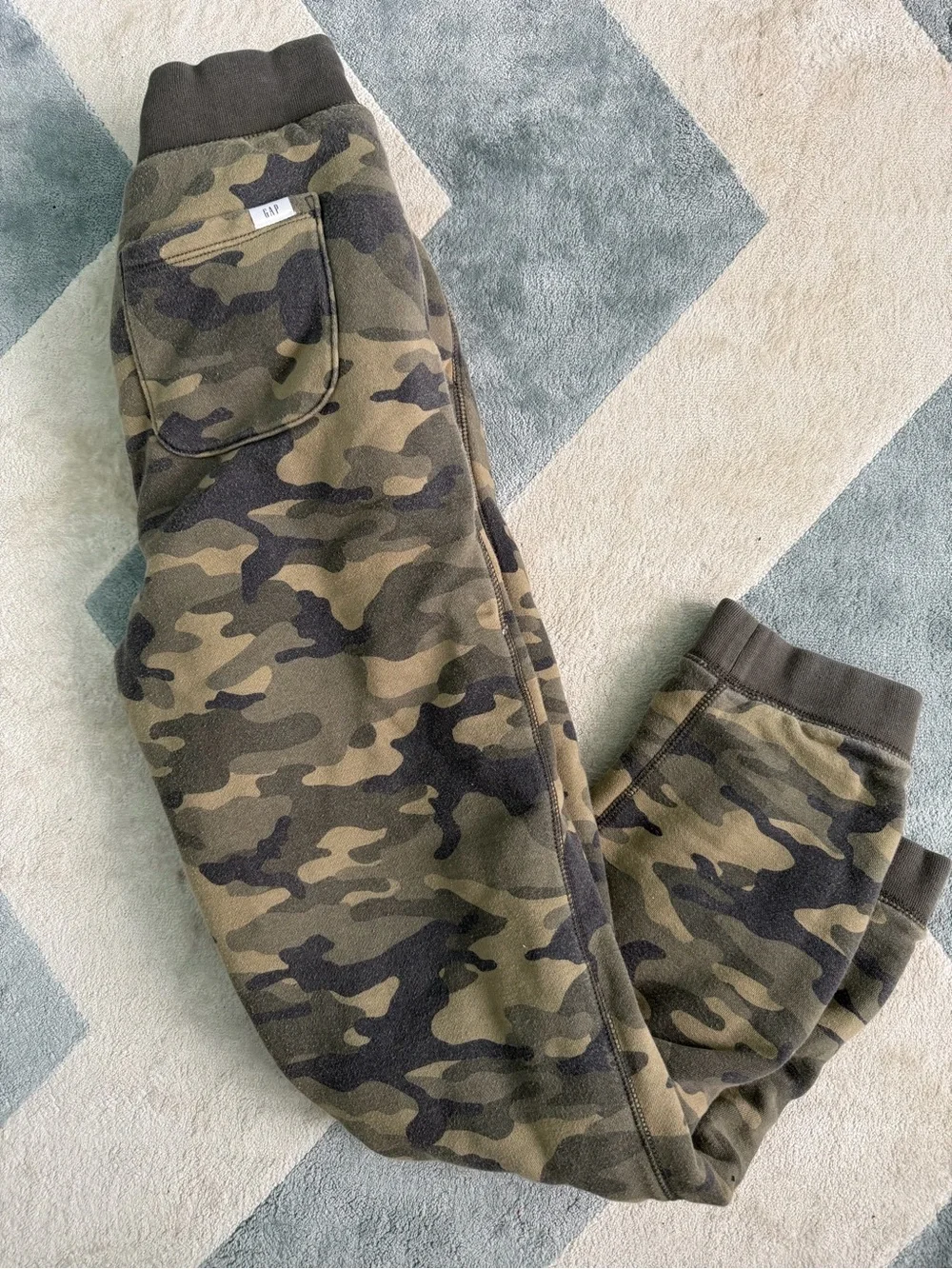 Gap Boys Athletic Sweatpants Joggers Sherpa Brushed Size XXL Camo